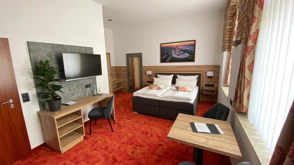 Hotel Friedchen Mit Eigener Fleischerei Artern Zewnętrze zdjęcie