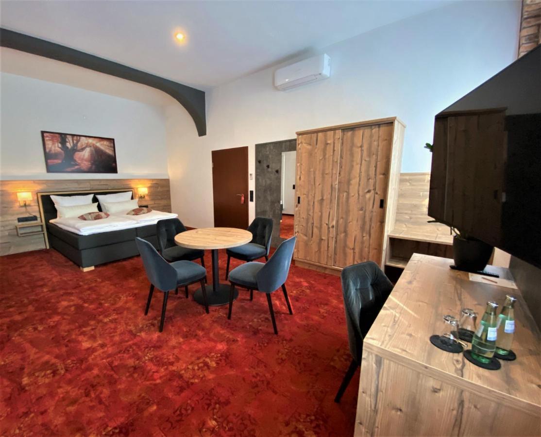 Hotel Friedchen Mit Eigener Fleischerei Artern Zewnętrze zdjęcie