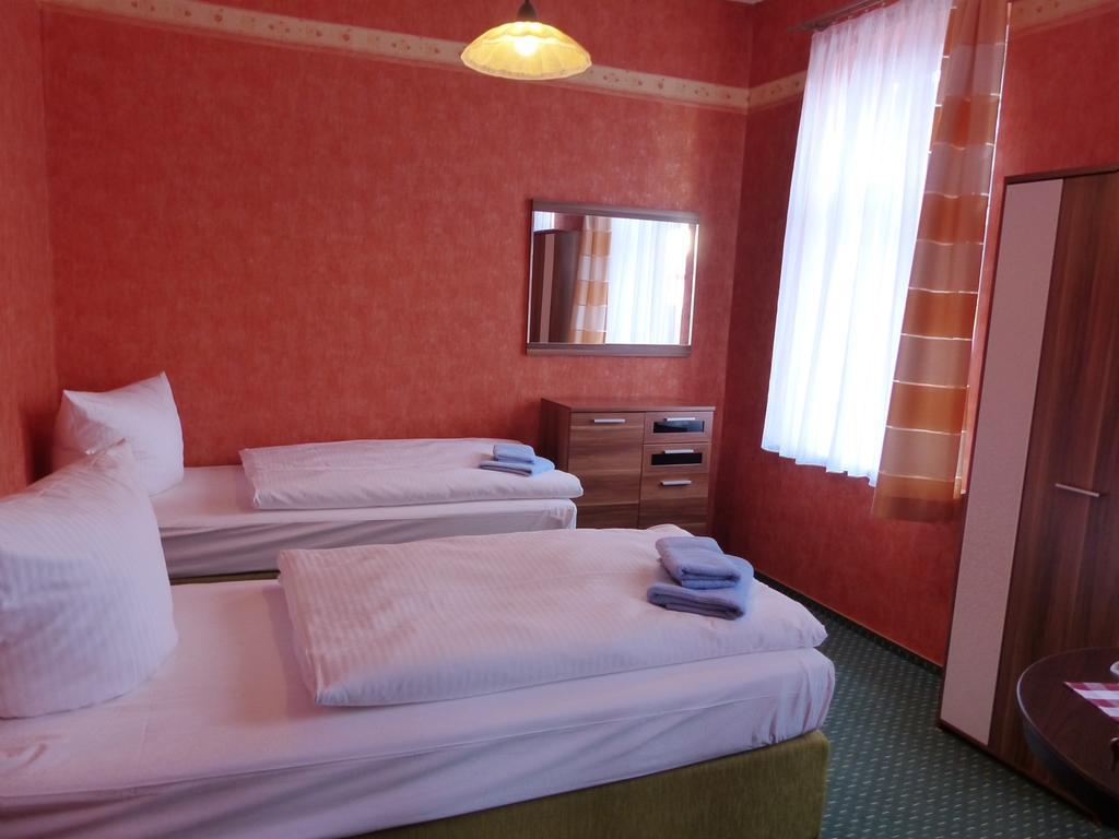 Hotel Friedchen Mit Eigener Fleischerei Artern Pokój zdjęcie